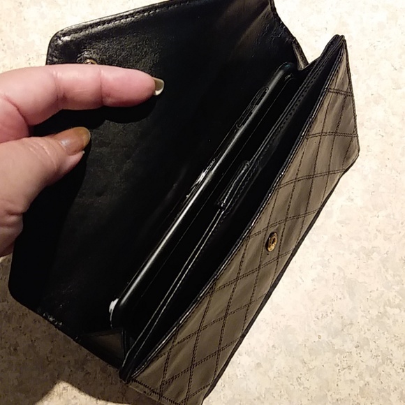 Beautiful Vintage Authentic Chanel Wallet France - Picture 8 of 8